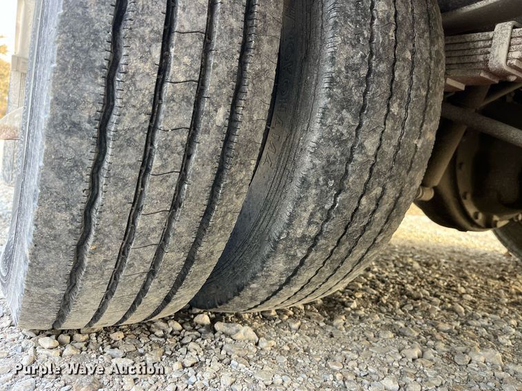 image for item DP2183 2003 Ford F550 Super Duty XL  rescue vehicle