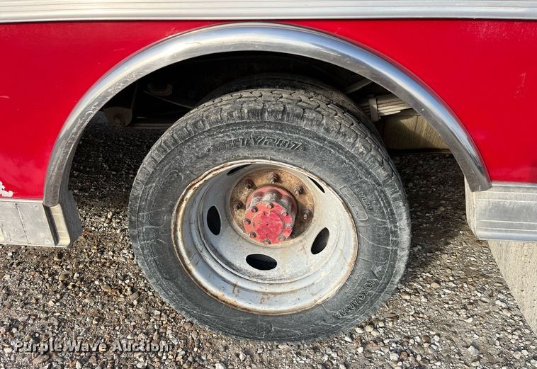 image for item DP2183 2003 Ford F550 Super Duty XL  rescue vehicle