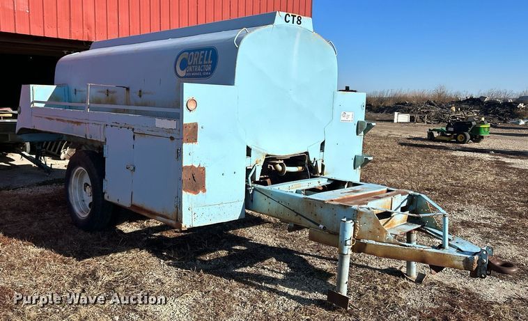 image for item DQ1073 Fuel trailer