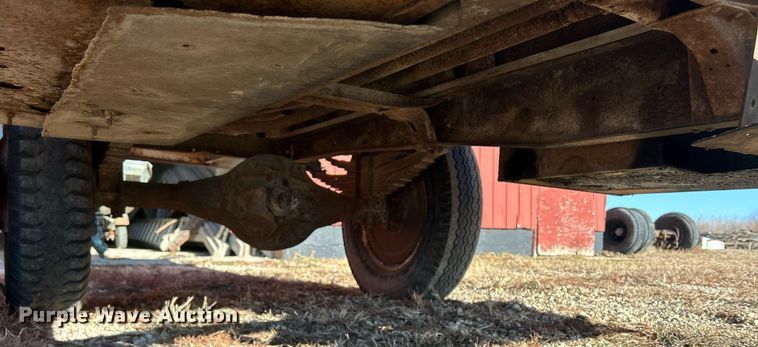 image for item DQ1073 Fuel trailer