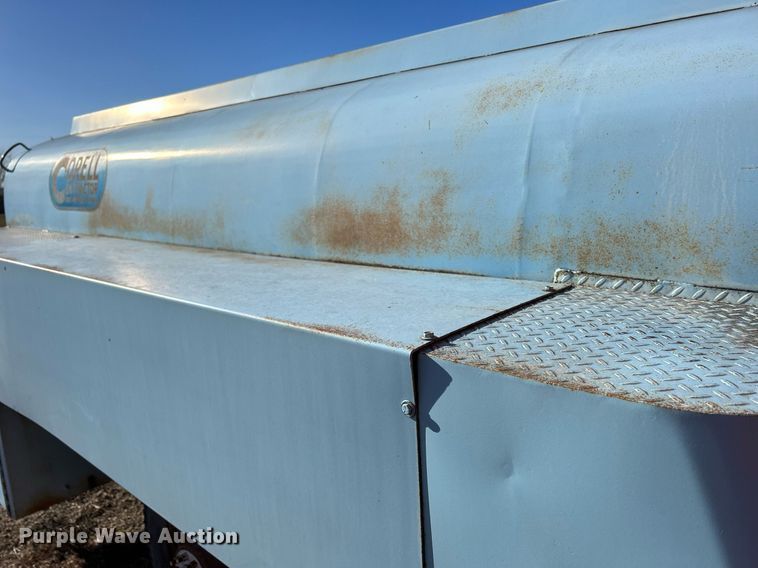 image for item DQ1073 Fuel trailer