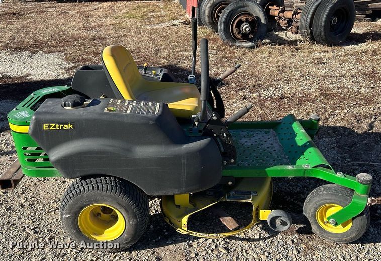 image for item DQ1075 John Deere Z225  ZTR lawn mower