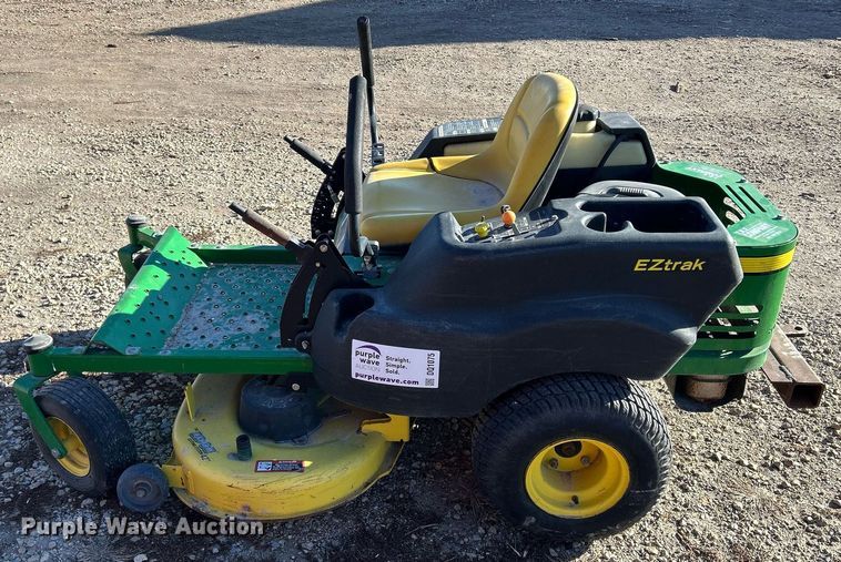 image for item DQ1075 John Deere Z225  ZTR lawn mower