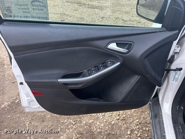 image for item DQ1078 2013 Ford Focus