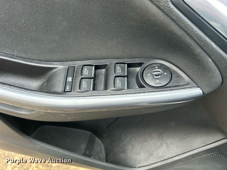 image for item DQ1078 2013 Ford Focus