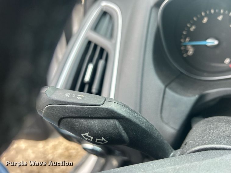 image for item DQ1078 2013 Ford Focus