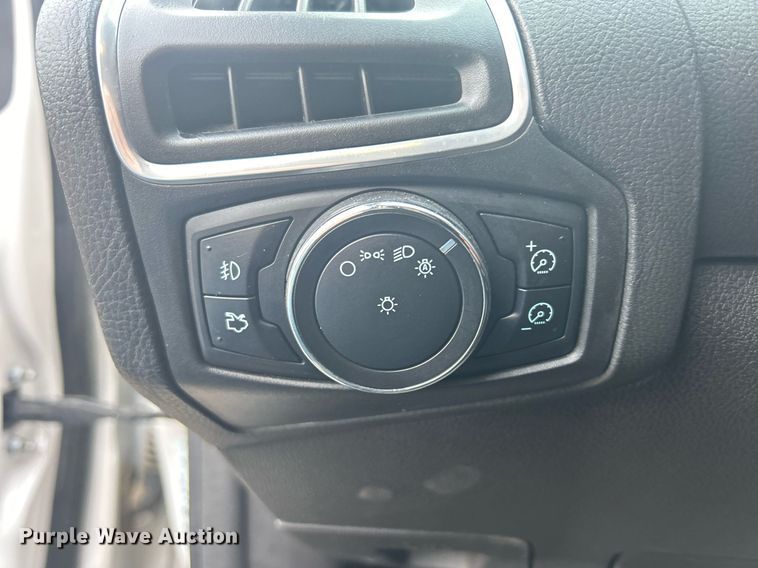 image for item DQ1078 2013 Ford Focus