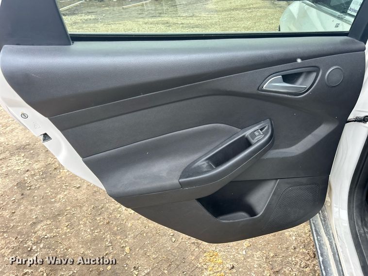 image for item DQ1078 2013 Ford Focus