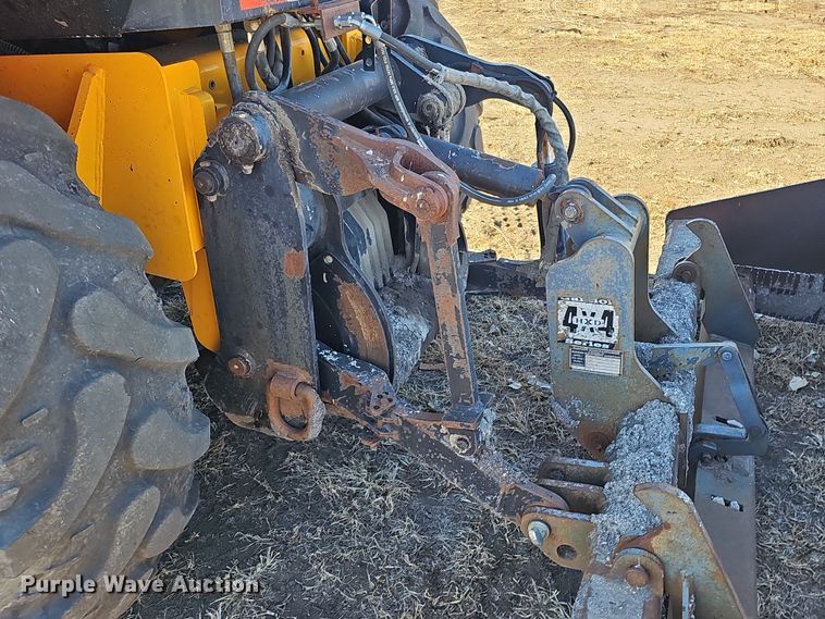 image for item DQ8529 2007 JCB 3CLL  landscape tractor