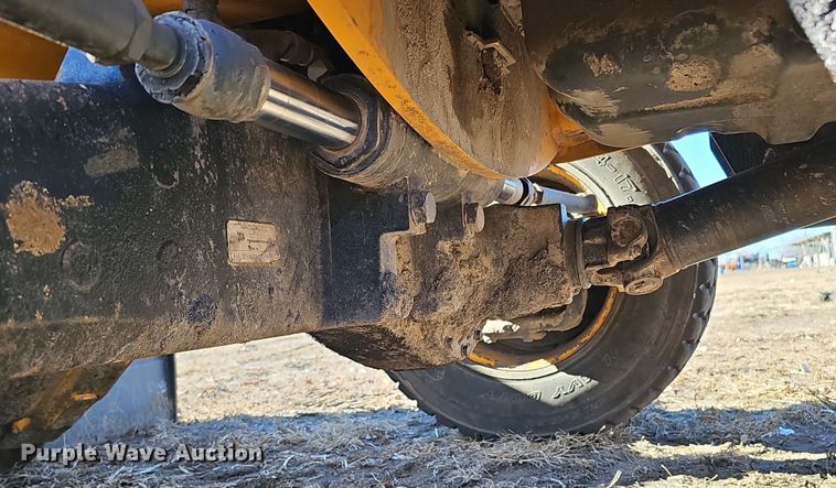 image for item DQ8529 2007 JCB 3CLL  landscape tractor