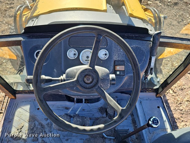 image for item DQ8529 2007 JCB 3CLL  landscape tractor