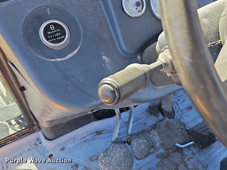 image for item DQ8529 2007 JCB 3CLL  landscape tractor