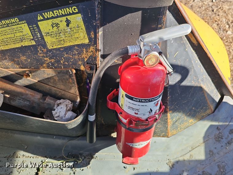 image for item DQ8529 2007 JCB 3CLL  landscape tractor