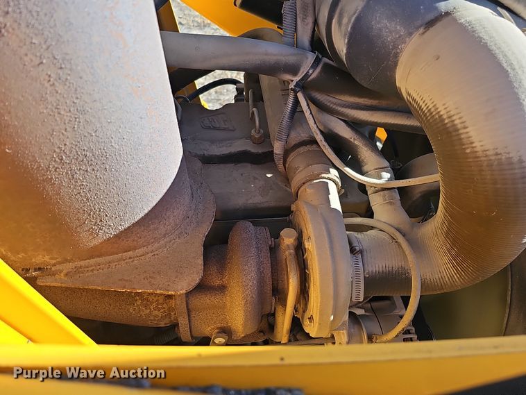 image for item DQ8529 2007 JCB 3CLL  landscape tractor