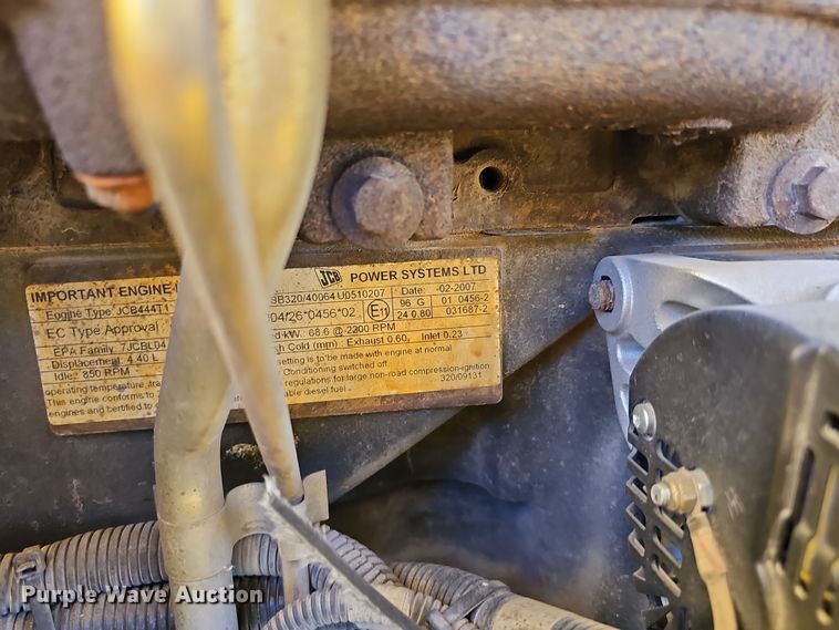 image for item DQ8529 2007 JCB 3CLL  landscape tractor