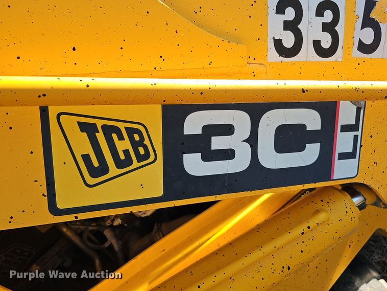 image for item DQ8529 2007 JCB 3CLL  landscape tractor