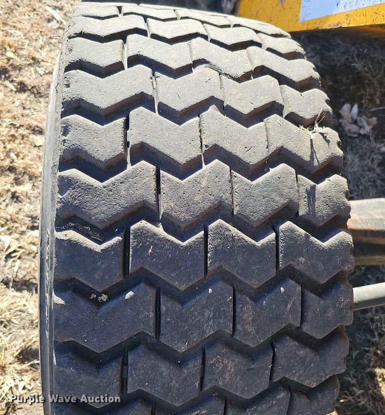 image for item DQ8529 2007 JCB 3CLL  landscape tractor