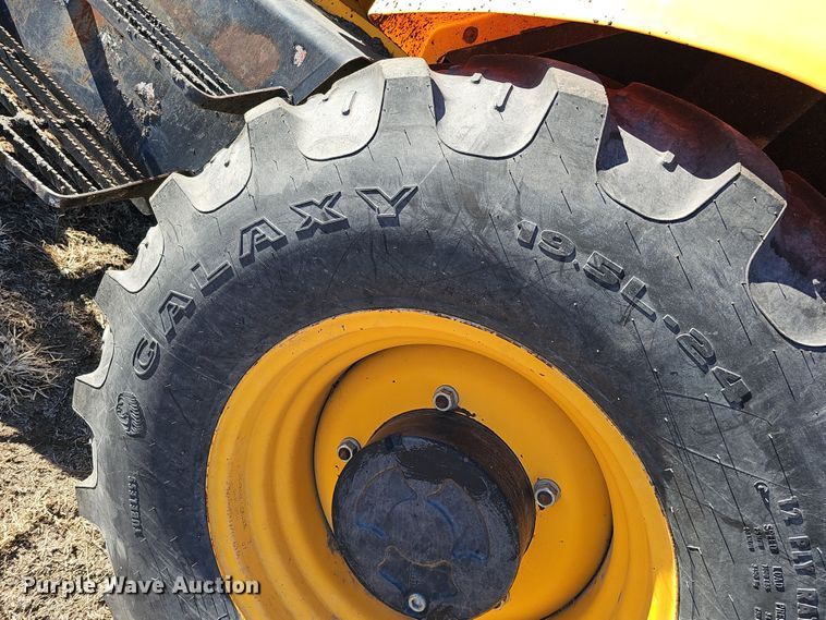 image for item DQ8529 2007 JCB 3CLL  landscape tractor