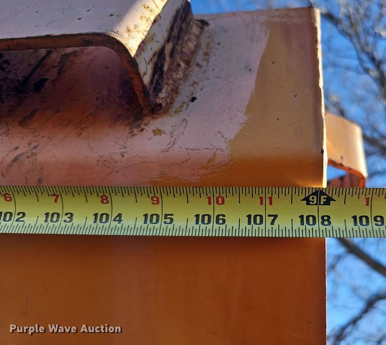 image for item DQ8530 Henderson WSHx9/7x48  spreader