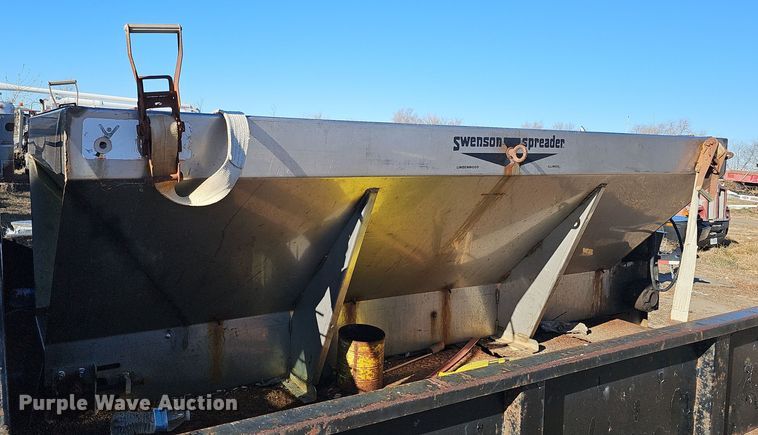 image for item DQ8531 Swenson  spreader