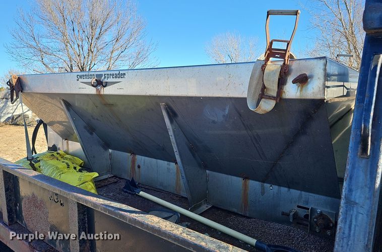image for item DQ8531 Swenson  spreader