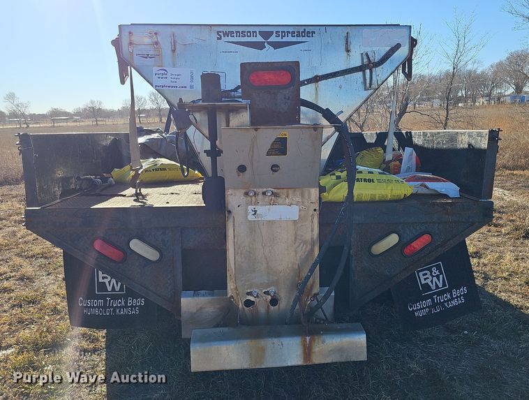image for item DQ8531 Swenson  spreader