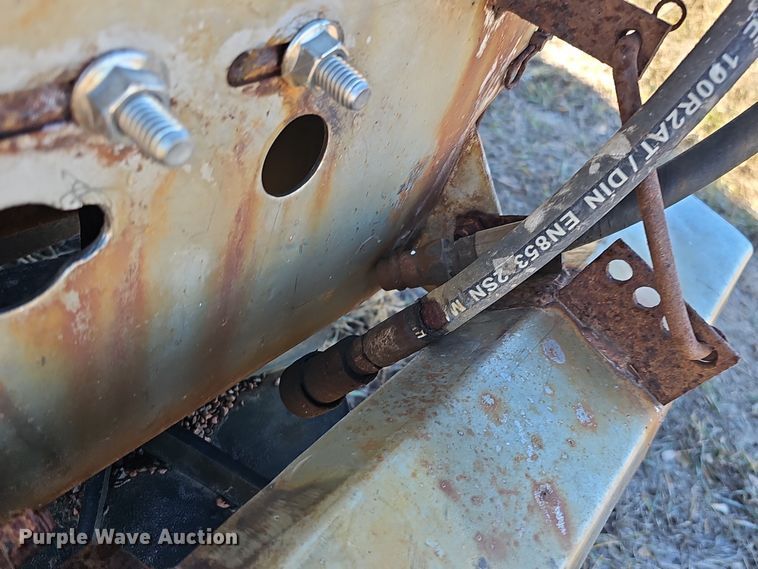 image for item DQ8531 Swenson  spreader