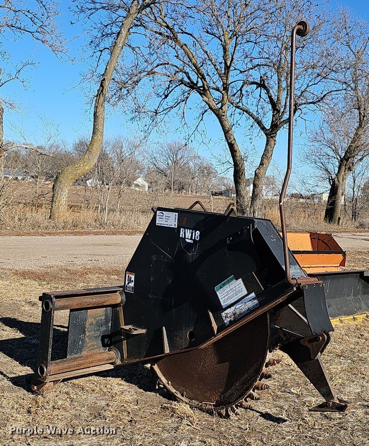 image for item DQ8535 Trak International RW18  skid steer rock saw