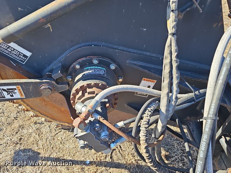 image for item DQ8535 Trak International RW18  skid steer rock saw