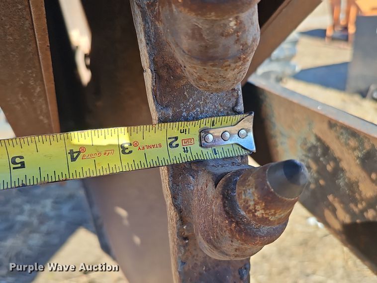 image for item DQ8535 Trak International RW18  skid steer rock saw