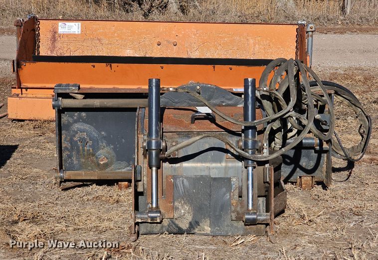 image for item DQ8537 Bobcat Fastcut  skid steer cold planer