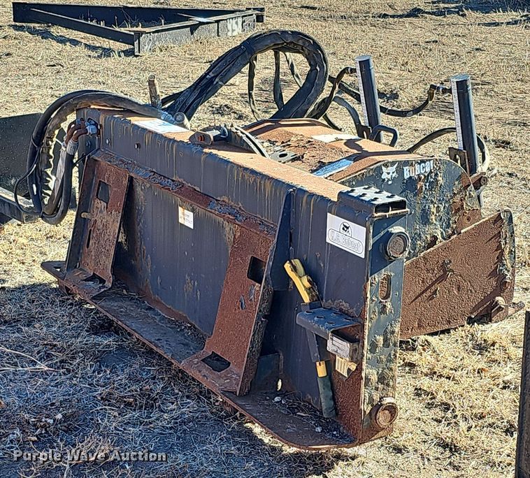 image for item DQ8537 Bobcat Fastcut  skid steer cold planer