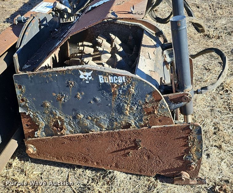 image for item DQ8537 Bobcat Fastcut  skid steer cold planer