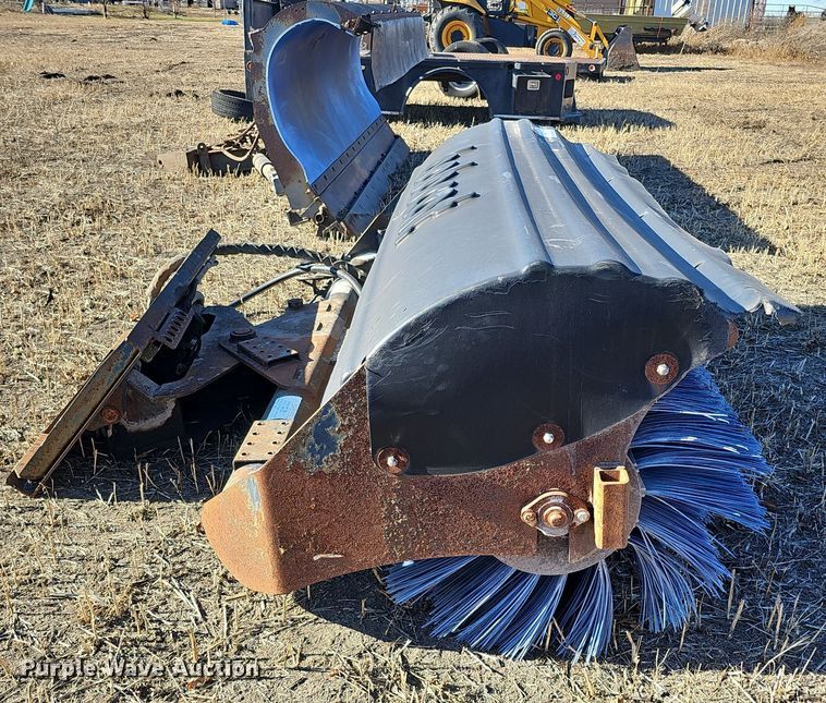 image for item DQ8540 Bobcat  84" W skid steer broom