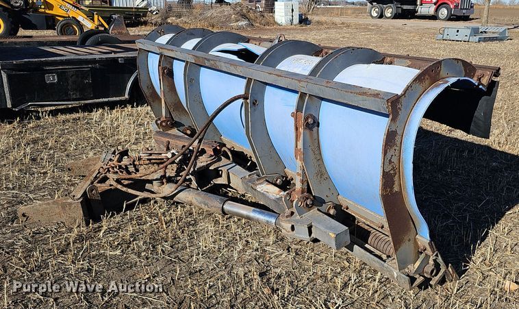 image for item DQ8541 1995 Schmidt HSP4211H  snow plow