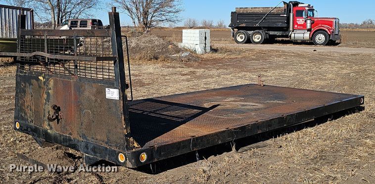 image for item DQ8544 Flatbed