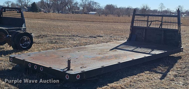 image for item DQ8544 Flatbed