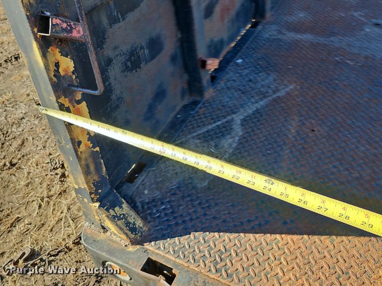 image for item DQ8544 Flatbed