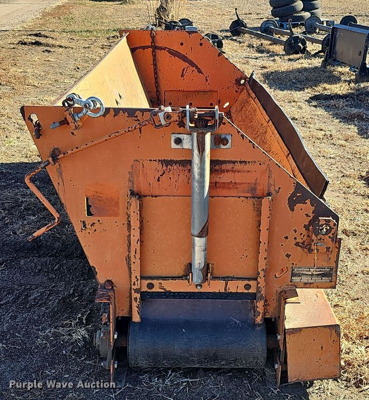 image for item DQ8545 Swenson  spreader
