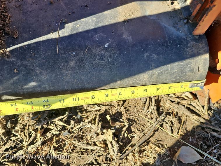 image for item DQ8545 Swenson  spreader