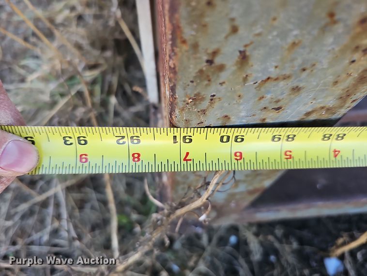 image for item DQ8546 Box bed