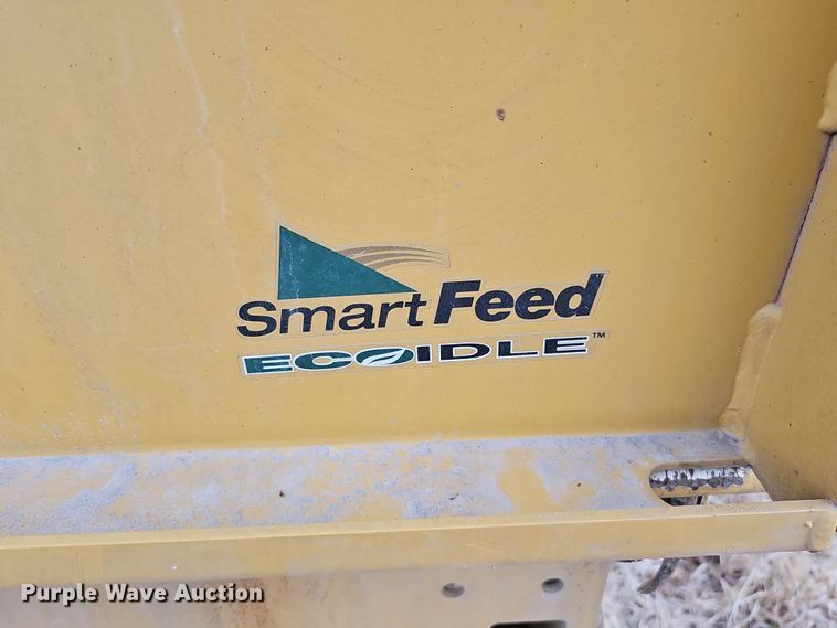 image for item DQ8548 2022 Vermeer BC1500  wood chipper