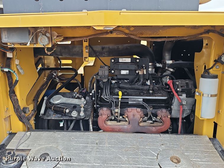 image for item DQ8548 2022 Vermeer BC1500  wood chipper