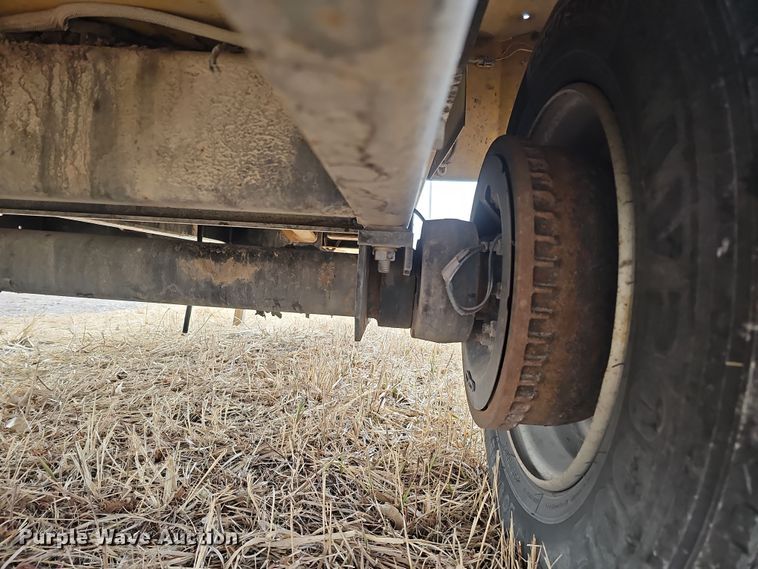 image for item DQ8548 2022 Vermeer BC1500  wood chipper