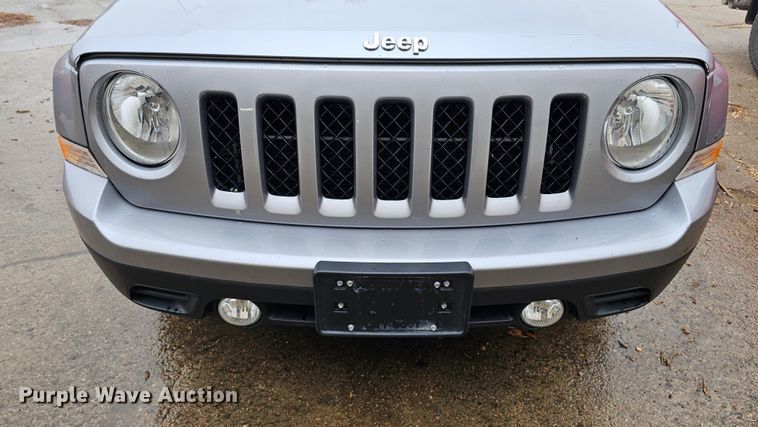 image for item DQ8566 2016 Jeep Patriot SUV