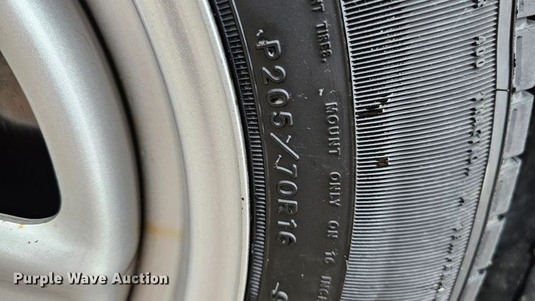 image for item DQ8566 2016 Jeep Patriot SUV