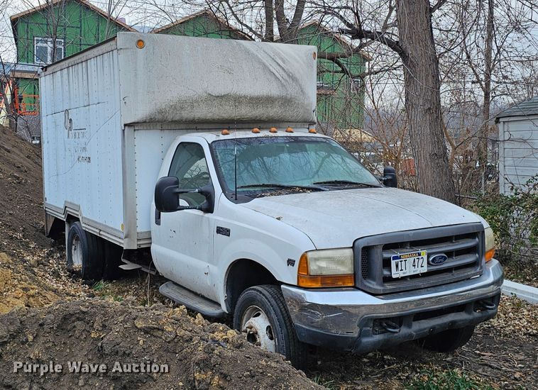 image for item DQ8569 2000 Ford F450 Super Duty  box truck