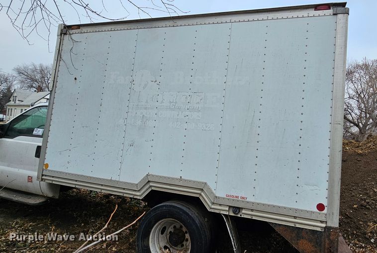 image for item DQ8569 2000 Ford F450 Super Duty  box truck