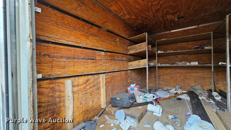 image for item DQ8569 2000 Ford F450 Super Duty  box truck