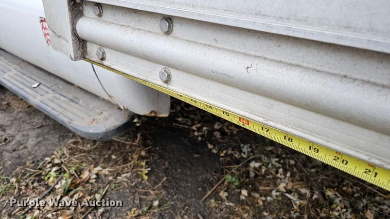 image for item DQ8569 2000 Ford F450 Super Duty  box truck